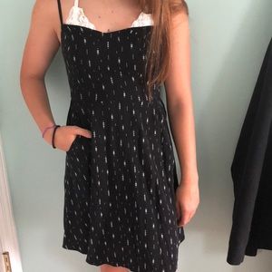 Black and white SO dress with Hole in the back
